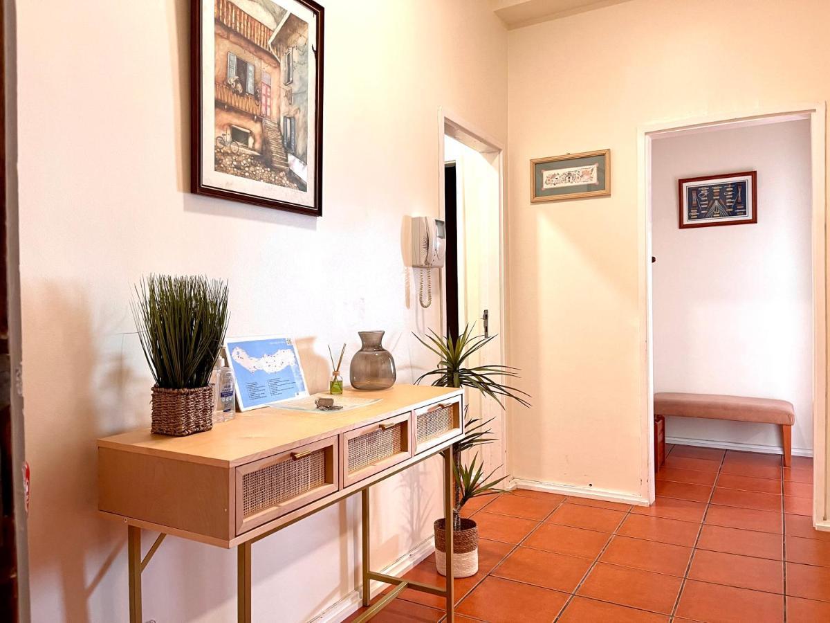 Ponta Delgada Beach Front House מראה חיצוני תמונה